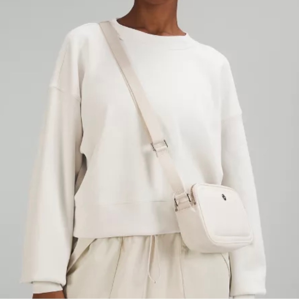 White lululemon Crossbody Camera Bag 2L